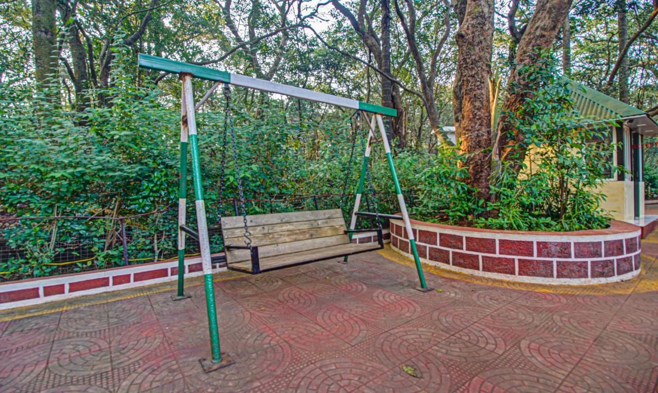 Treebo Trend Shalimar In The Forest Matheran Exterior photo